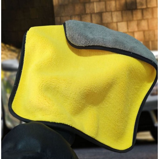 Krpa iz mikrovlaken za avomobil